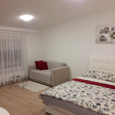 Apartman Mmvg Studio Zagreb Airport Velika Gorica Exteriör bild