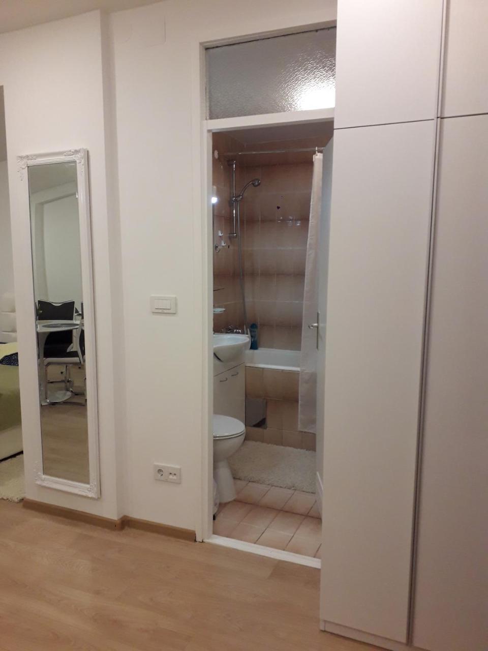 Apartman Mmvg Studio Zagreb Airport Velika Gorica Exteriör bild