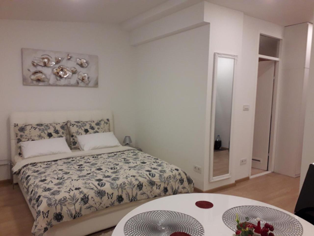 Apartman Mmvg Studio Zagreb Airport Velika Gorica Exteriör bild